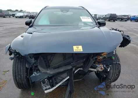 2025 Volvo Xc60 B5 Ultra из США, поврежденный, VIN YV4M12RM2S1038727